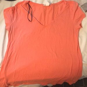 Women’s v neck